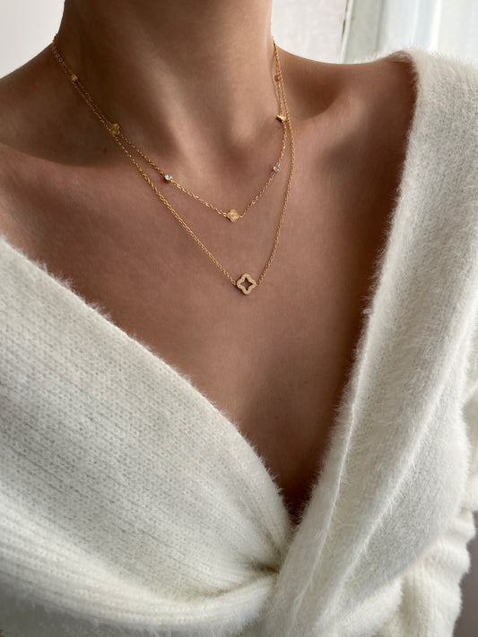ELISE CLOVER NECKLACE